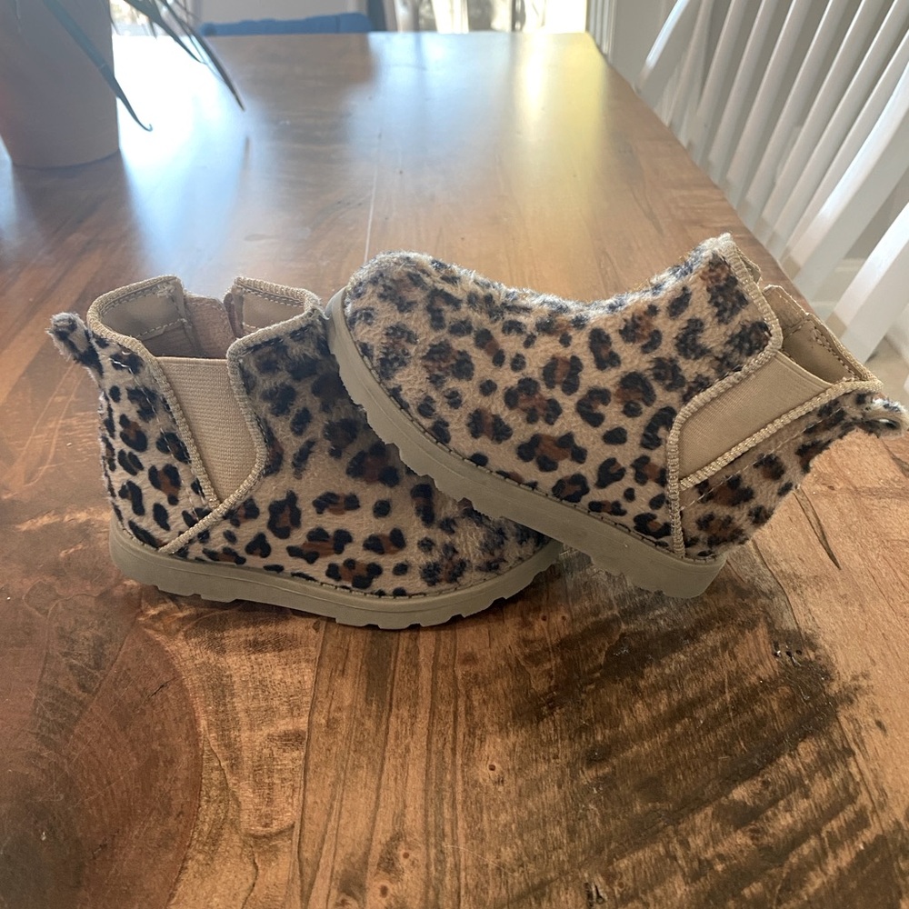 Carter's Cheetah Girls Ankle Boot - Size 7